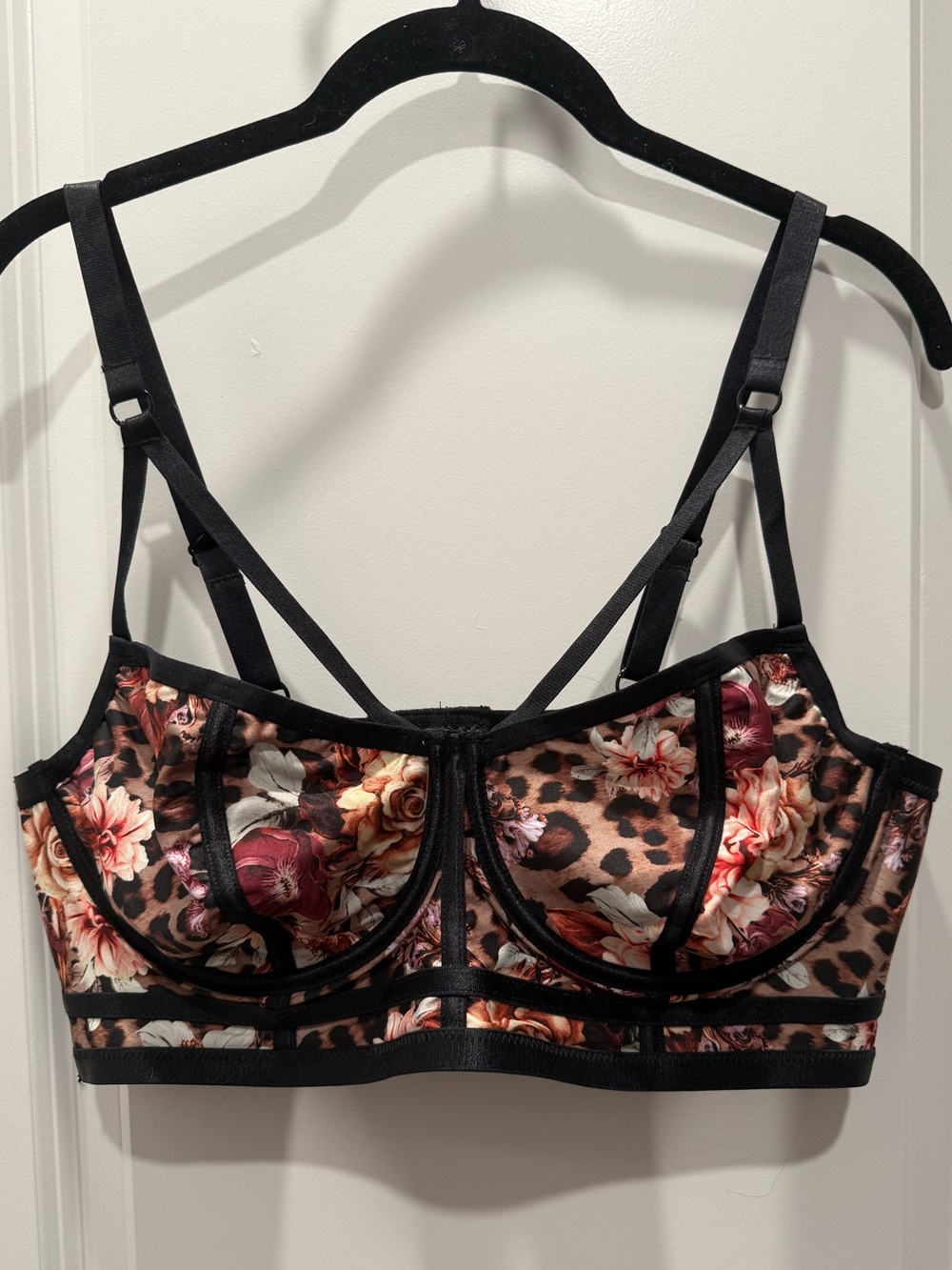 Torrid Plus Size 1 LEOPARD ROSES MICROFIBER STRAPPY UNLINED UNDERWIRE BRALETTE